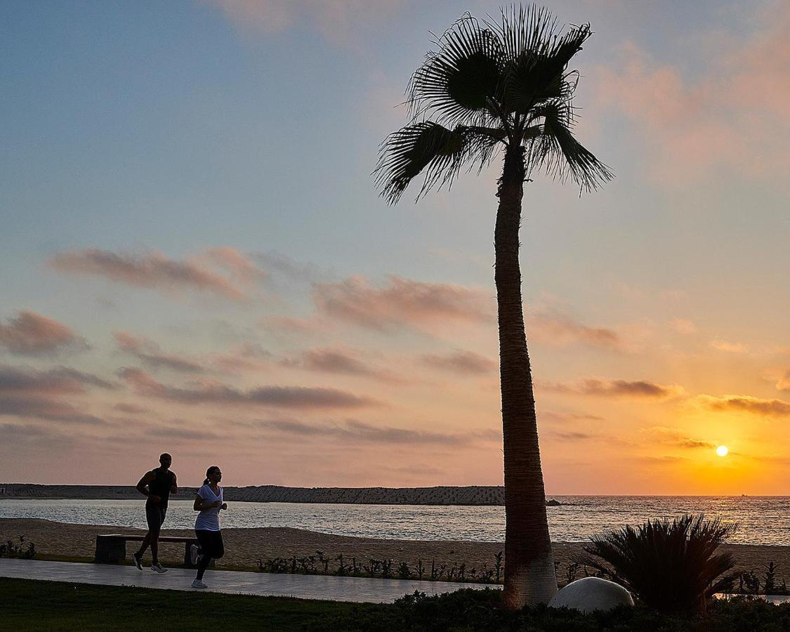 Four Seasons Hotel Alexandria At San Stefano Buitenkant foto Sunset at the beach