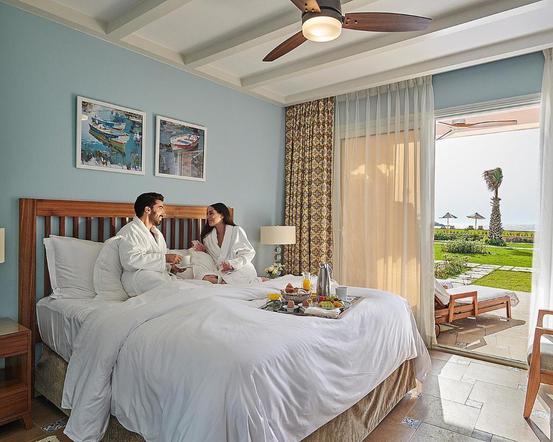 Four Seasons Hotel Alexandria At San Stefano Buitenkant foto A room at the Hilton Alexandria Golf Resort
