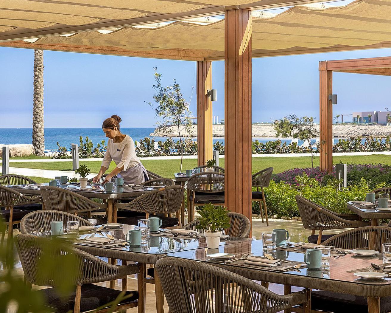 Four Seasons Hotel Alexandria At San Stefano Buitenkant foto The Beach