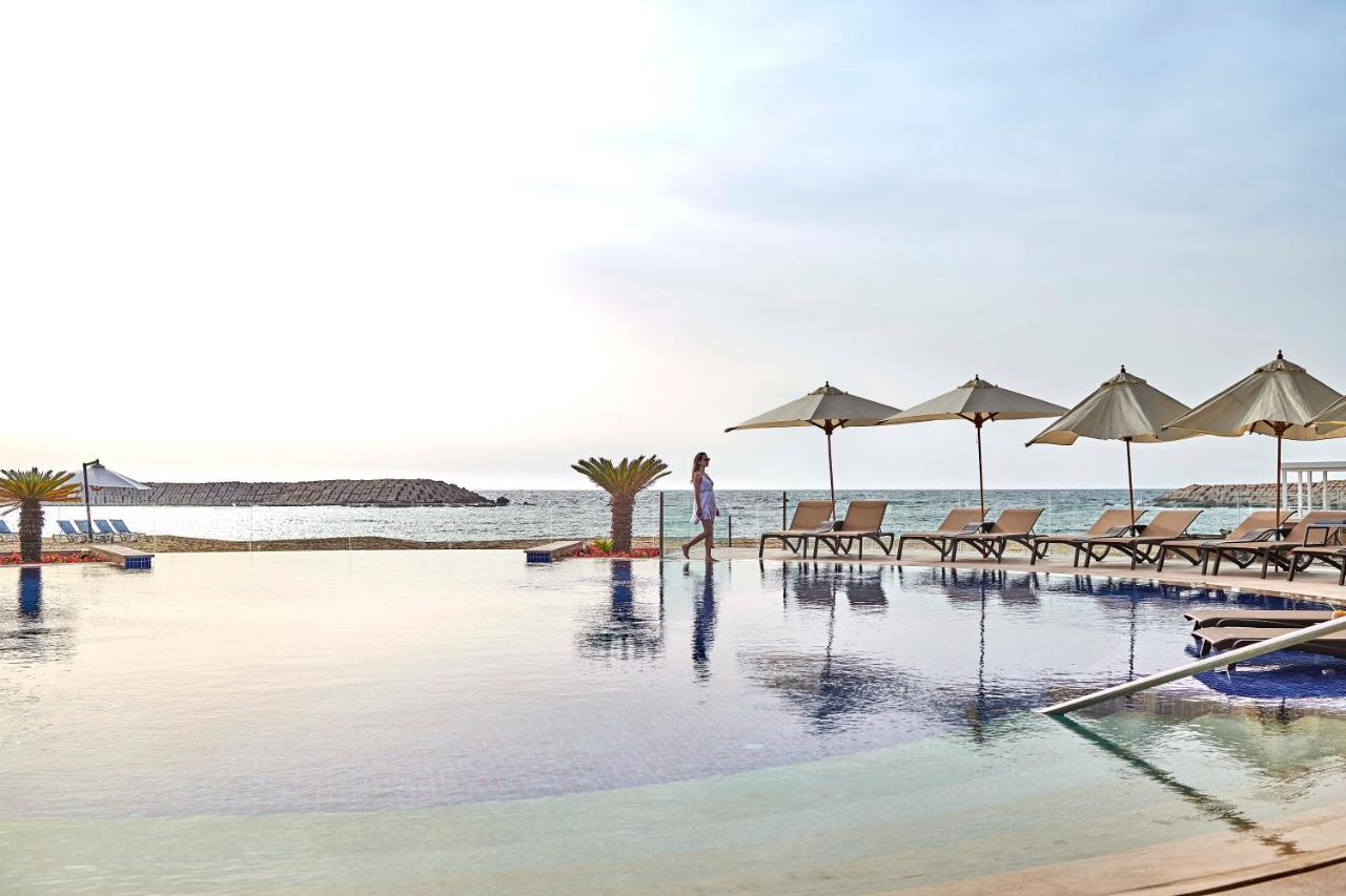 Four Seasons Hotel Alexandria At San Stefano Buitenkant foto Infinity pool at the Dead Sea